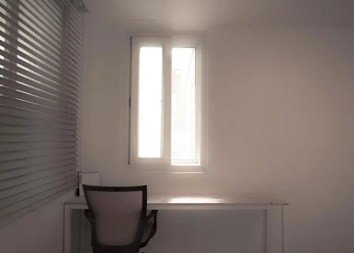 別墅 Hongdae Cozy 3-bedroom With Garden - 5 Min To Subway 首爾