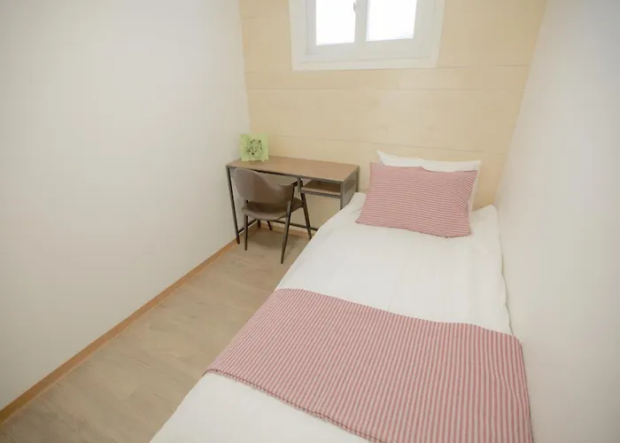Hongdae Cozy 3-bedroom With Garden - 5 Min To Subway 別墅 首爾